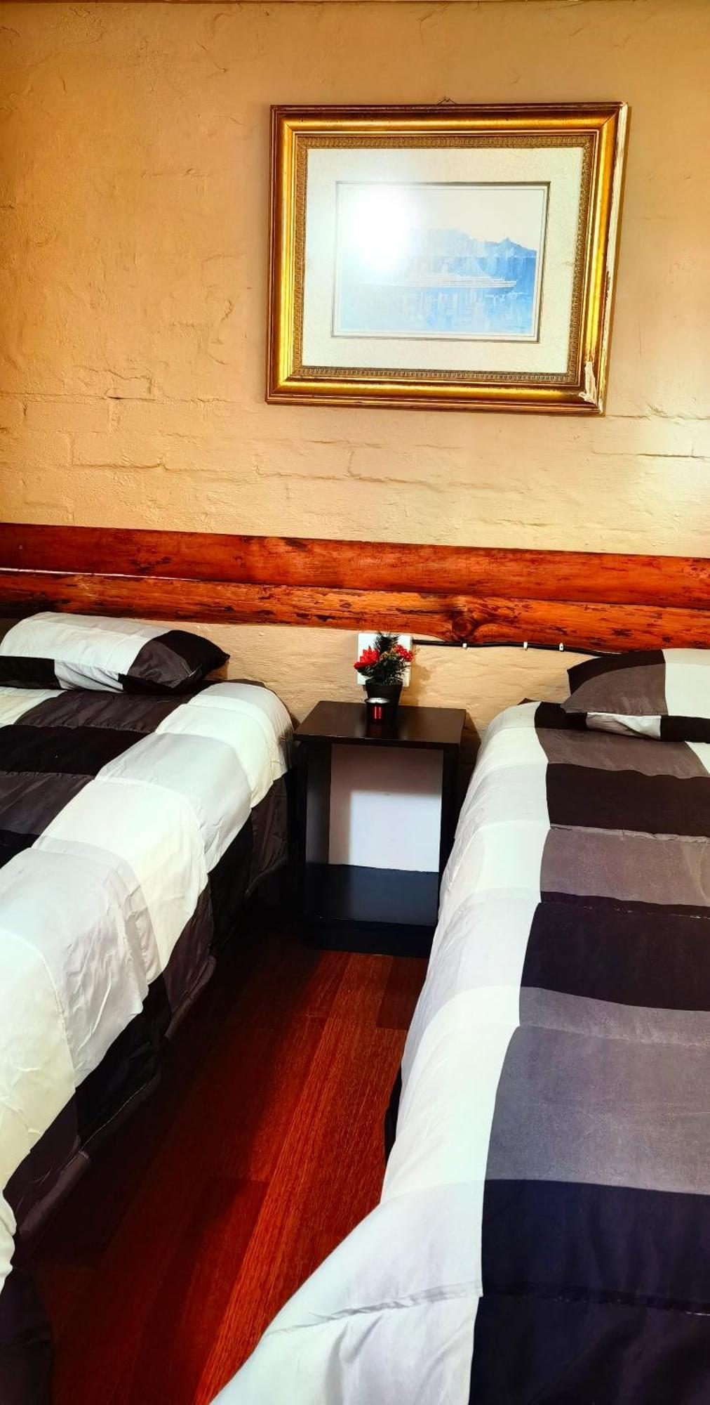 Moonsong Accommodation & Camping Плетенбърг Бей Екстериор снимка